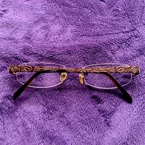Elegant Brown Eyeglasses